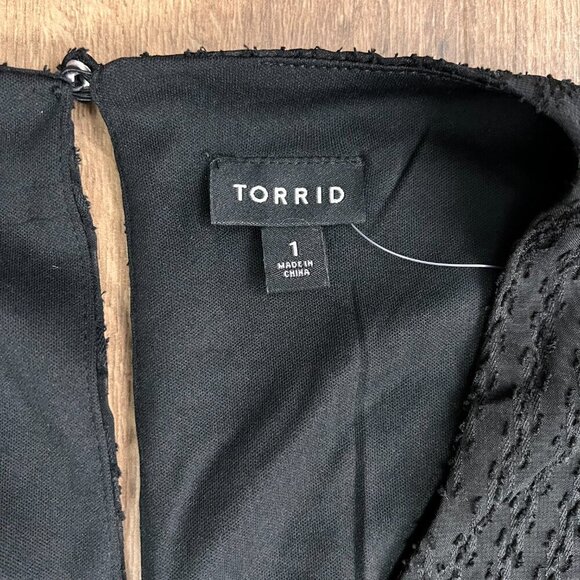 NEW Torrid Mini Textured Babydoll Black Dress Sz 1 - Picture 6 of 16